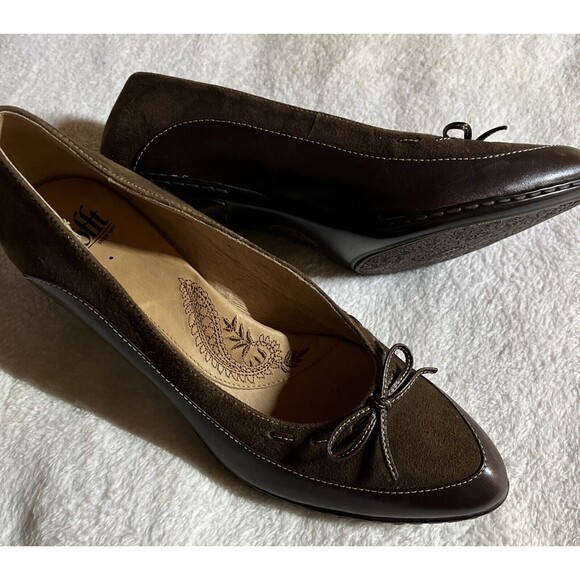 Sofft Varney Leather & Suede Size 8 1/2 Two Tone Brown Bow Pointed Toe Heel Pump - Picture 4 of 9